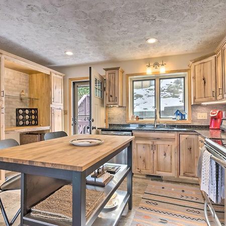 Beech Mountain Retreat With Pool Access Near Slopes! Villa Luaran gambar