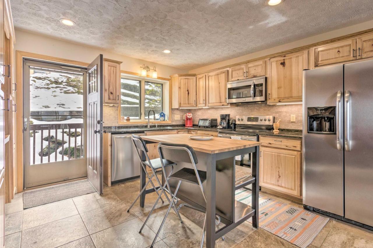 Beech Mountain Retreat With Pool Access Near Slopes! Villa Luaran gambar